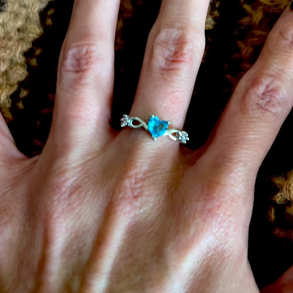 N/A new dainty